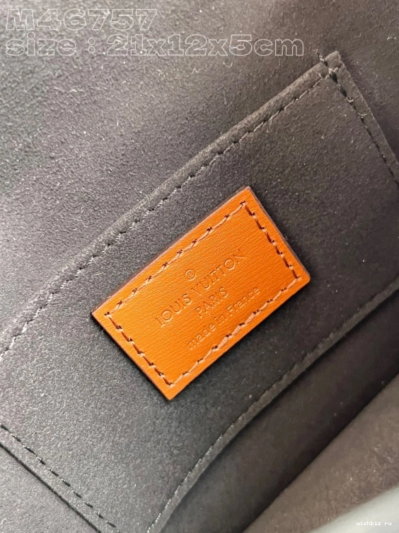 WIS East DAUPHINE LOUIS West-21*12*5CM VUITTON 0716